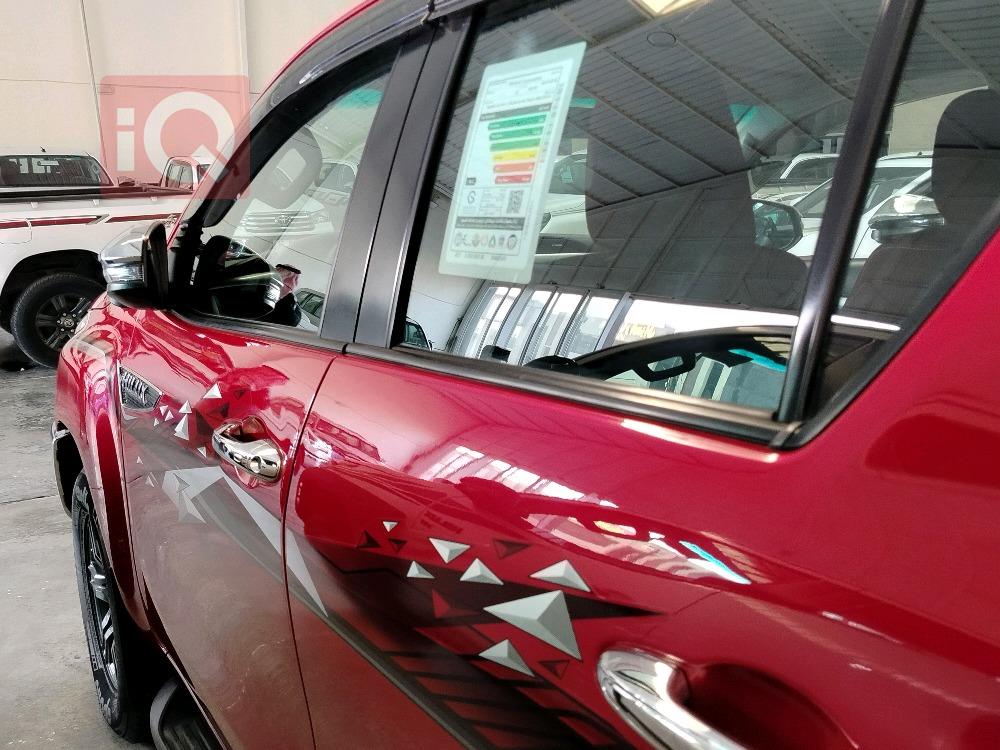 تويوتا هايلوكس